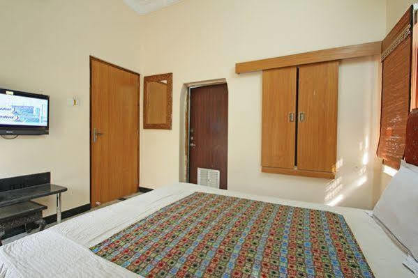 Oyo 9900 Hotel Pioneer Plaza Jodhpur  Dış mekan fotoğraf