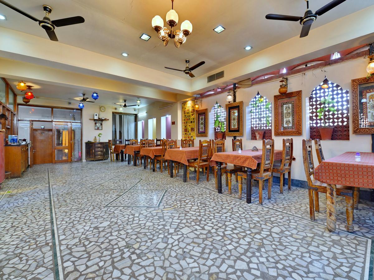 Oyo 9900 Hotel Pioneer Plaza Jodhpur  Dış mekan fotoğraf