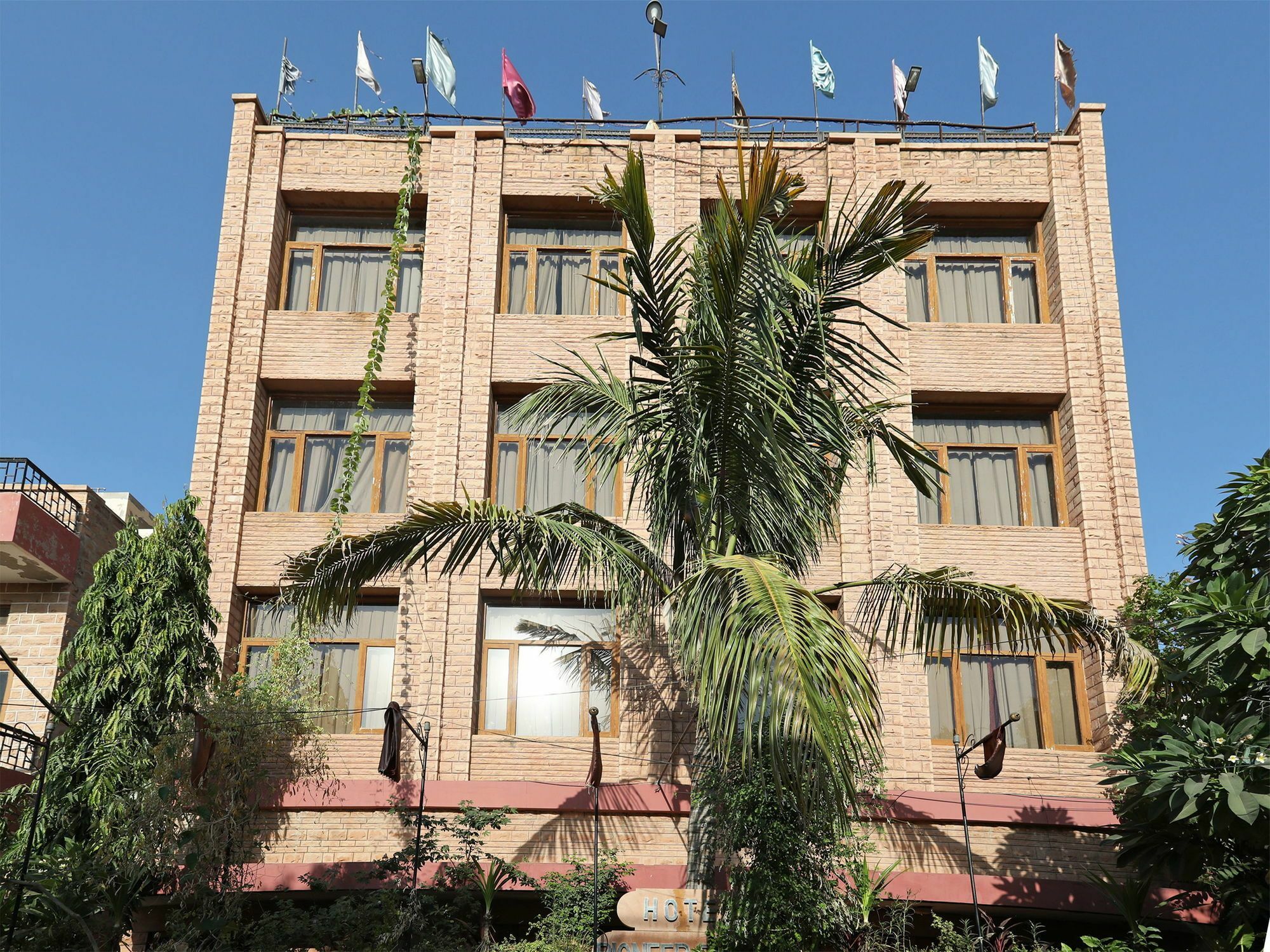 Oyo 9900 Hotel Pioneer Plaza Jodhpur  Dış mekan fotoğraf
